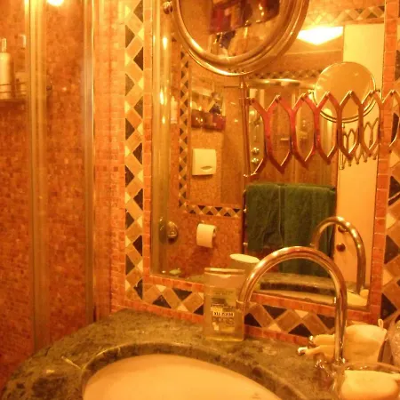 Apartment Luxury On The Grand Canal